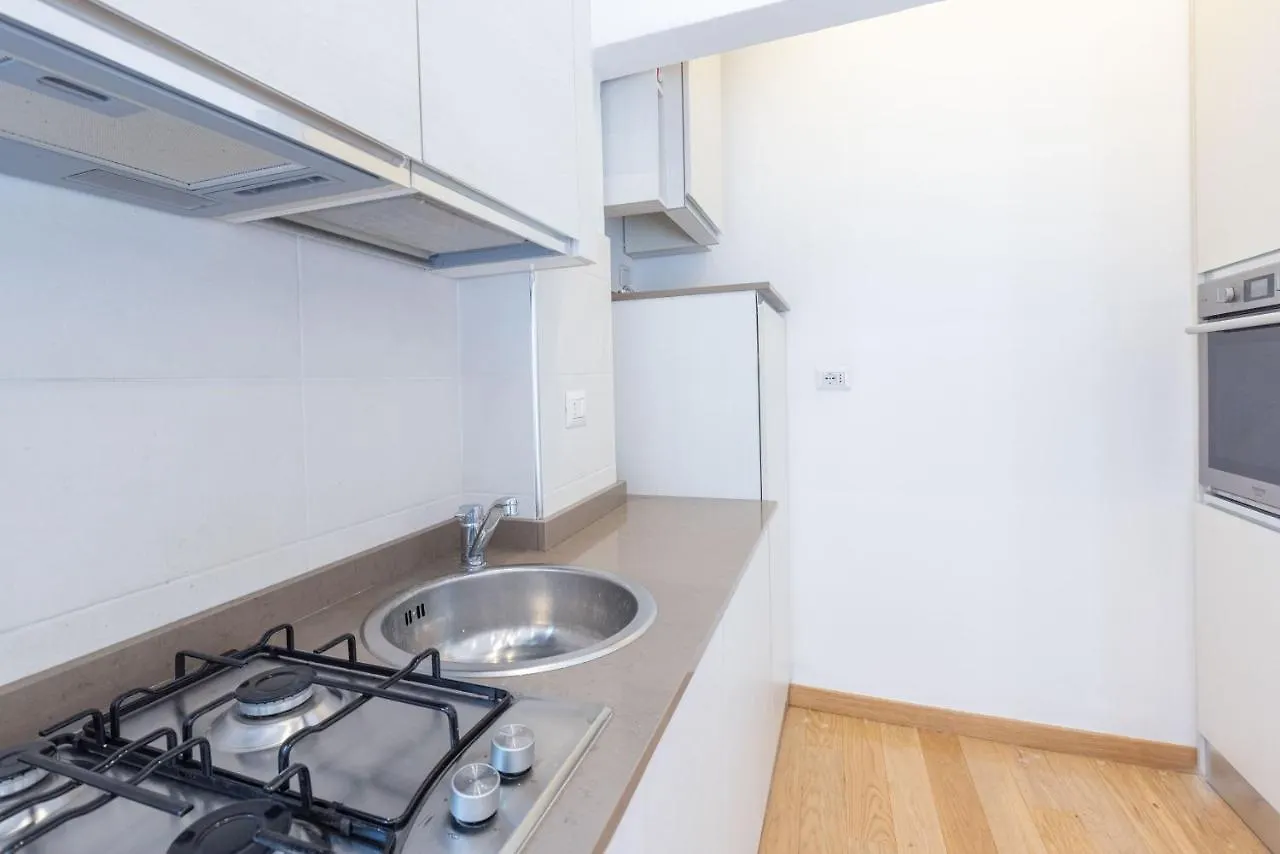 Garisenda, Bologna By Short Holidays Italia