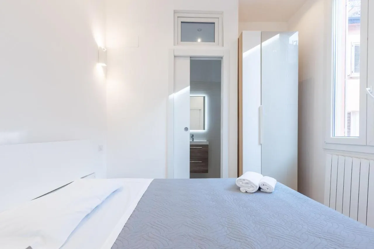 Apartamento Garisenda, Bologna By Short Holidays